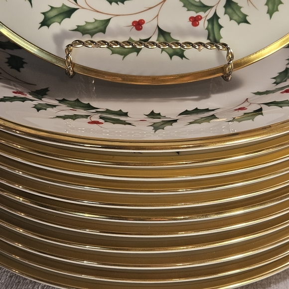 SOLD - Picture 2 of 6